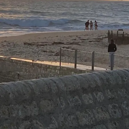 à L’étage Indépendant Ars-en-Ré